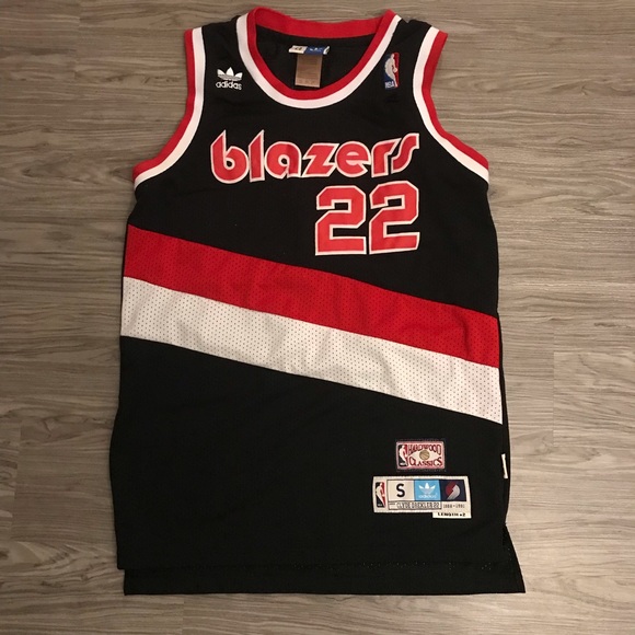 clyde drexler trail blazers jersey